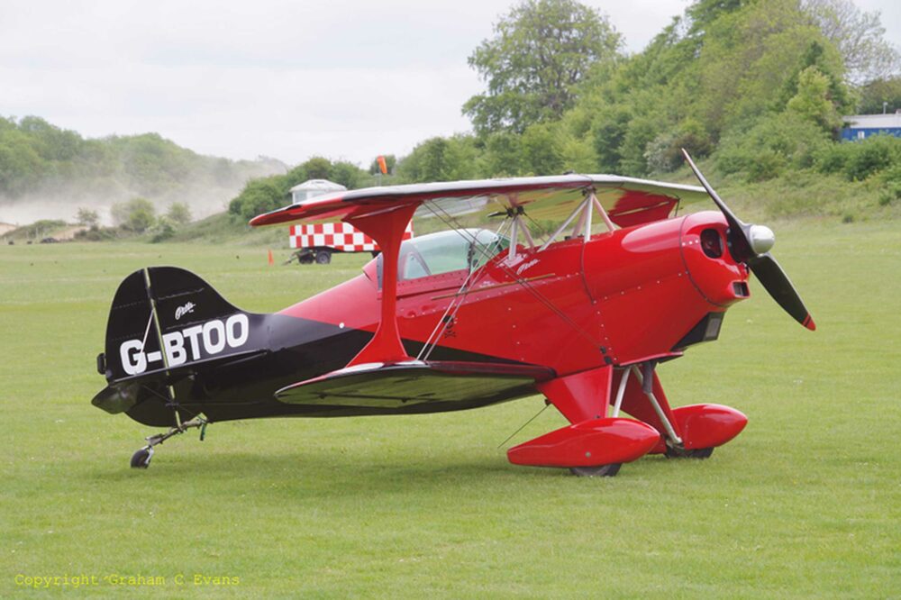 Pitts G-BTOO