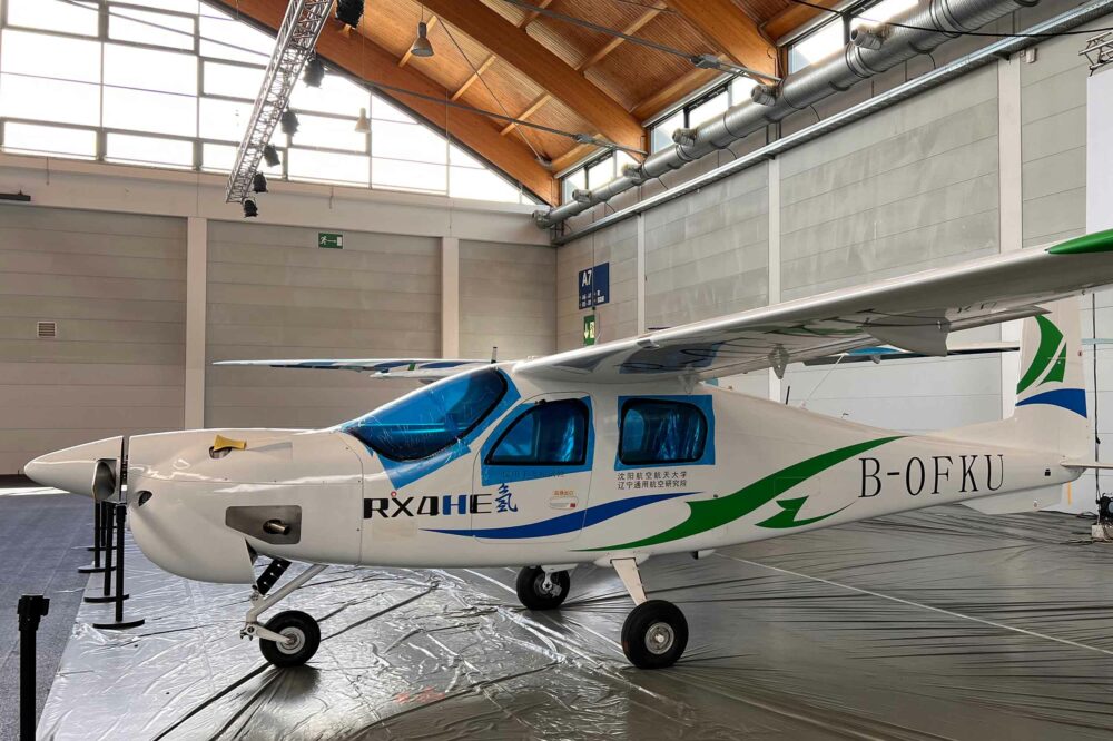 China's Rhyen RX4HE is already burning hydrogen in a 2.0 litre turbocharged piston engine and is said to produce 120kW (about 160hp) using direct injection